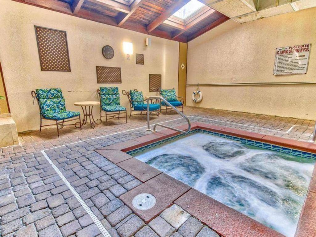Shores Of Panama 2217- Elegantly Decorated, Sleeps 6, Free Fun!